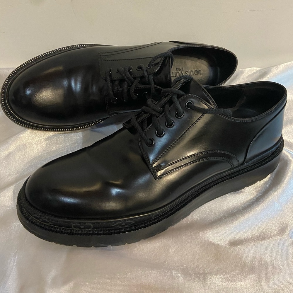 LOUIS VUITTON Men’s Monogram-Trimmed Derby Shoes
